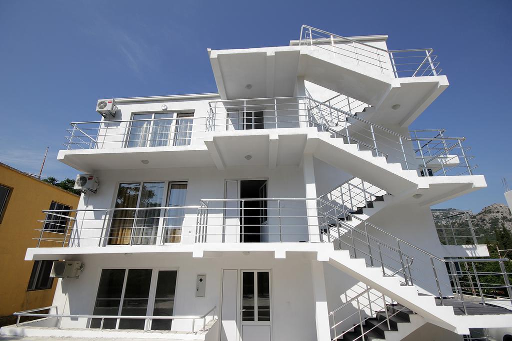 Apartments Victoria Сутоморе Екстер'єр фото