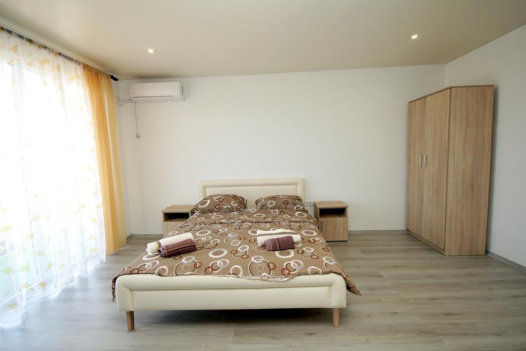 Apartments Victoria Сутоморе Екстер'єр фото