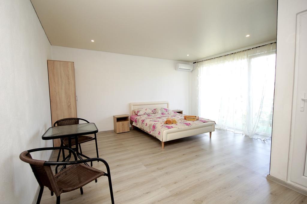 Apartments Victoria Сутоморе Екстер'єр фото