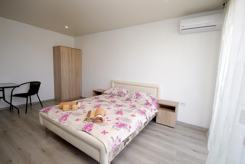 Apartments Victoria Сутоморе Екстер'єр фото