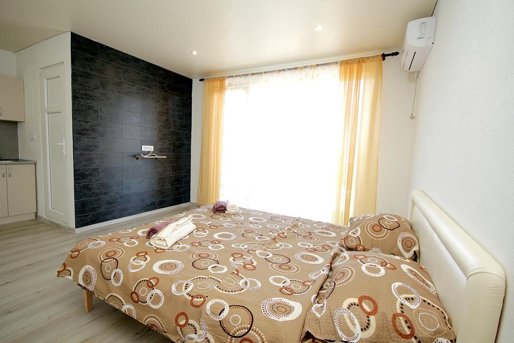 Apartments Victoria Сутоморе Екстер'єр фото